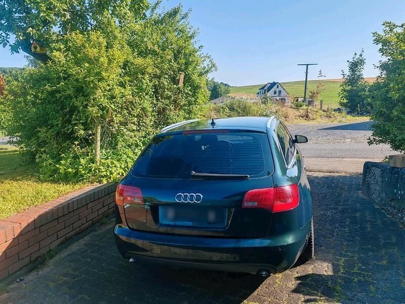 Grün Gebraucht 2006 Audi A6 Kombi | 4.300 € - Bild 1/4