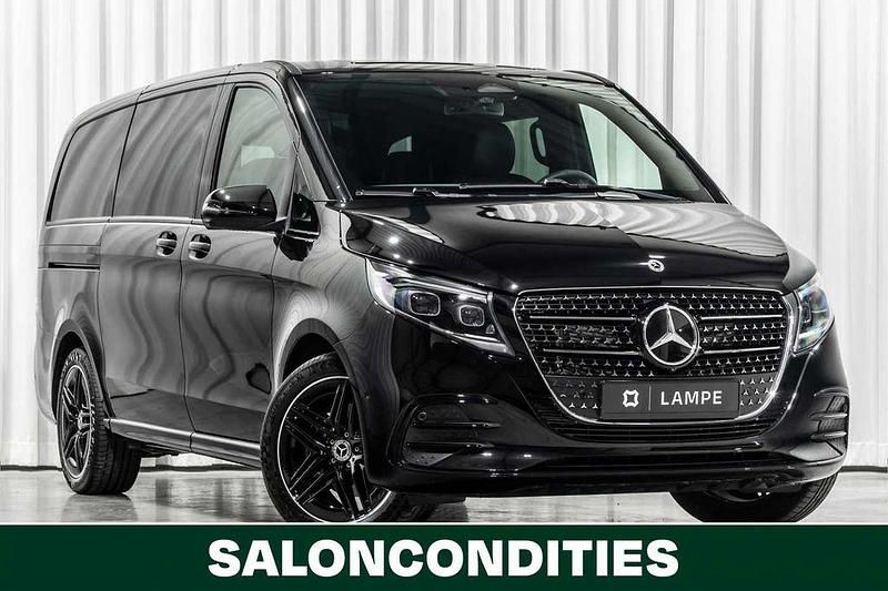 Schwarz Gebraucht 2025 Mercedes V300 AMG line Van / Kleinbus | 84.990 € (Guter Preis) - Bild 1/4