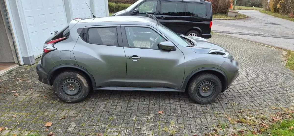 Gebraucht Nissan Juke N-Connecta 113 PS (83 kW) 2019 Grau SUV