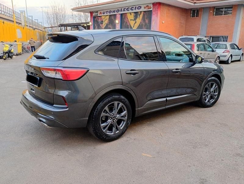 Gebraucht Ford Kuga ST-Line 120 PS (88 kW) 2023 Grau SUV