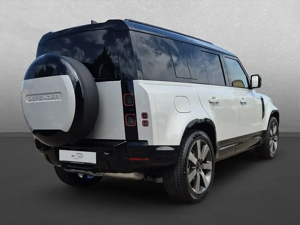 Neu Land Rover Defender HSE Dynamic 349 PS (256 kW) 2026 Grau SUV
