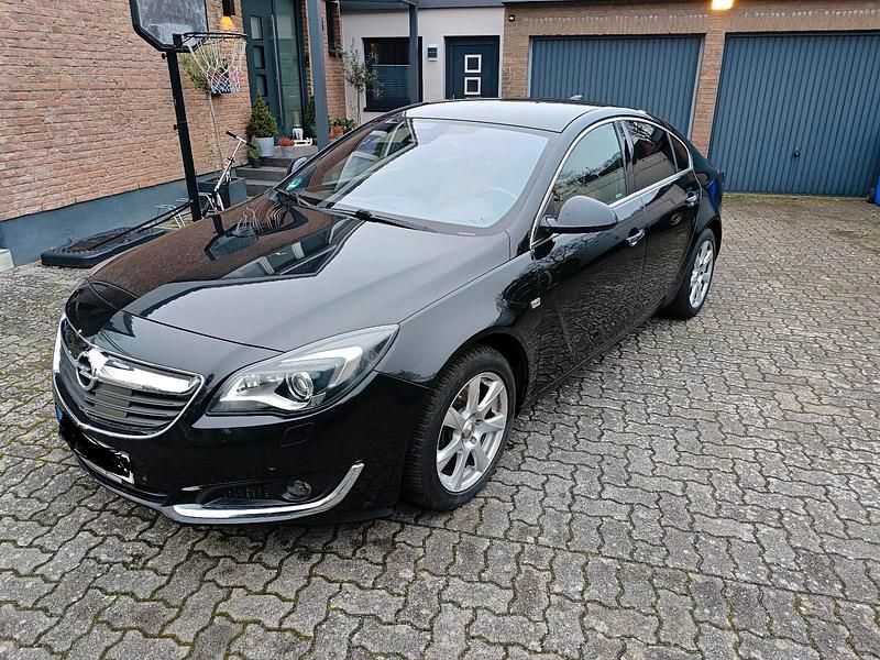 Gebraucht Opel Insignia 170 PS (125 kW) 2015 Schwarz Limousine