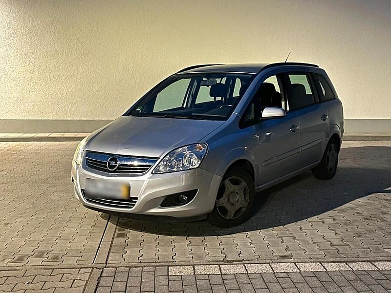 Gebraucht Opel Zafira 105 PS (77 kW) 2009 Grau Van / Kleinbus
