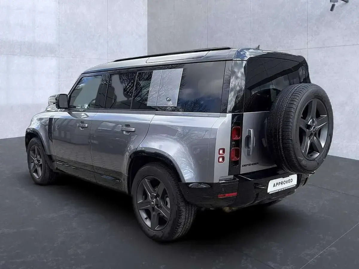 Gebraucht Land Rover Defender SE 200 PS (147 kW) 2024 Grau SUV
