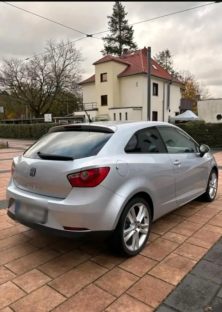 Gebraucht Seat Ibiza 85 PS (62 kW) 2009 Silber Kleinwagen