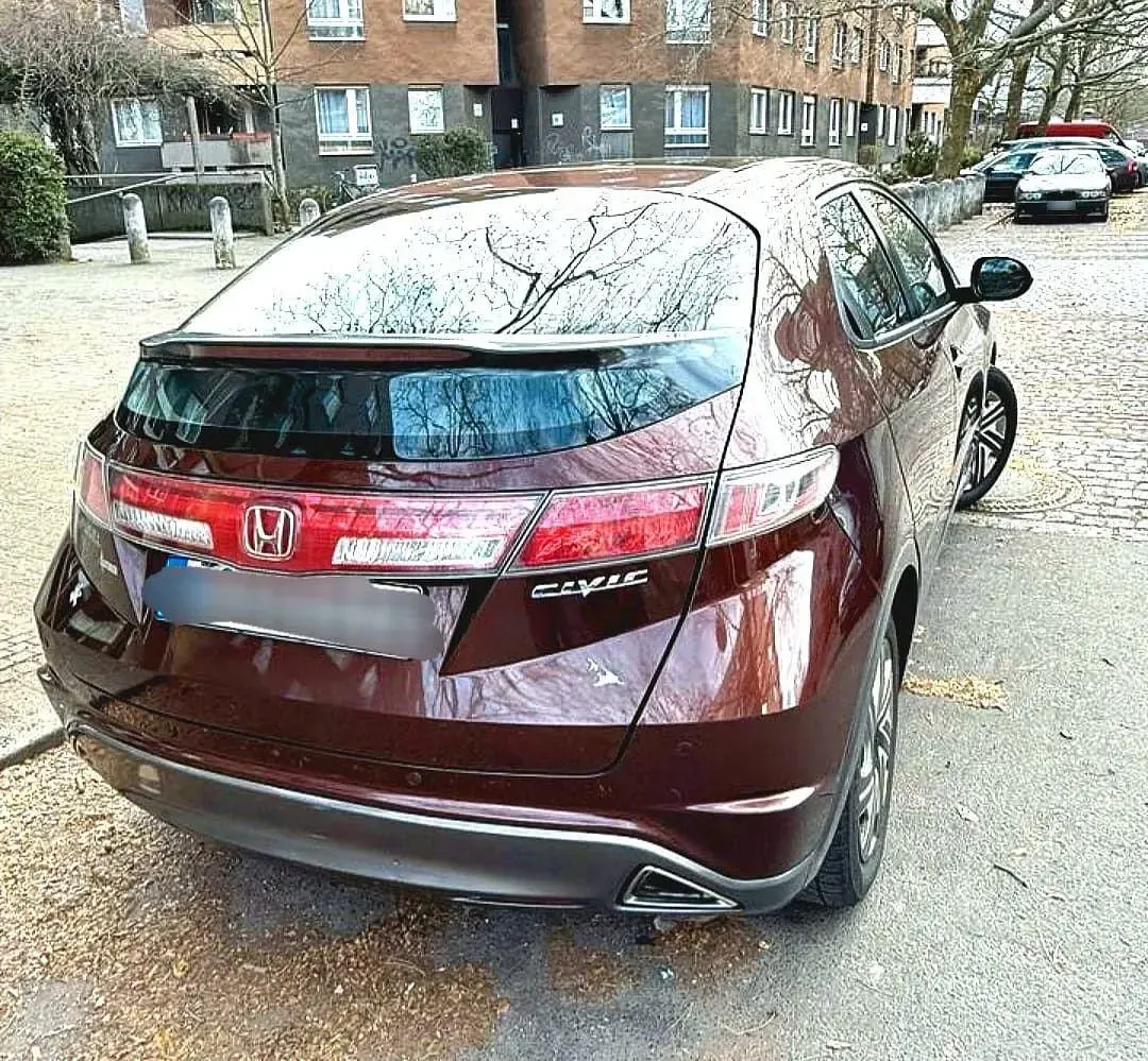 Gebraucht Honda Civic Executive 140 PS (102 kW) 2011 Braun Limousine