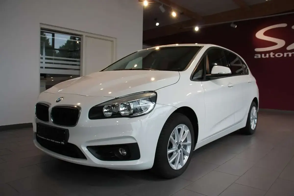 Gebraucht BMW 216 116 PS (85 kW) 2017 Alpinweiss iii Coupé