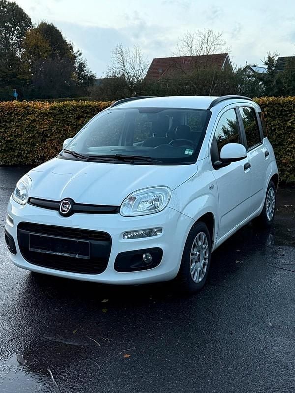 Weiß Gebraucht 2015 Fiat Panda Kleinwagen | 4.990 € (Teuer) - Bild 1/4