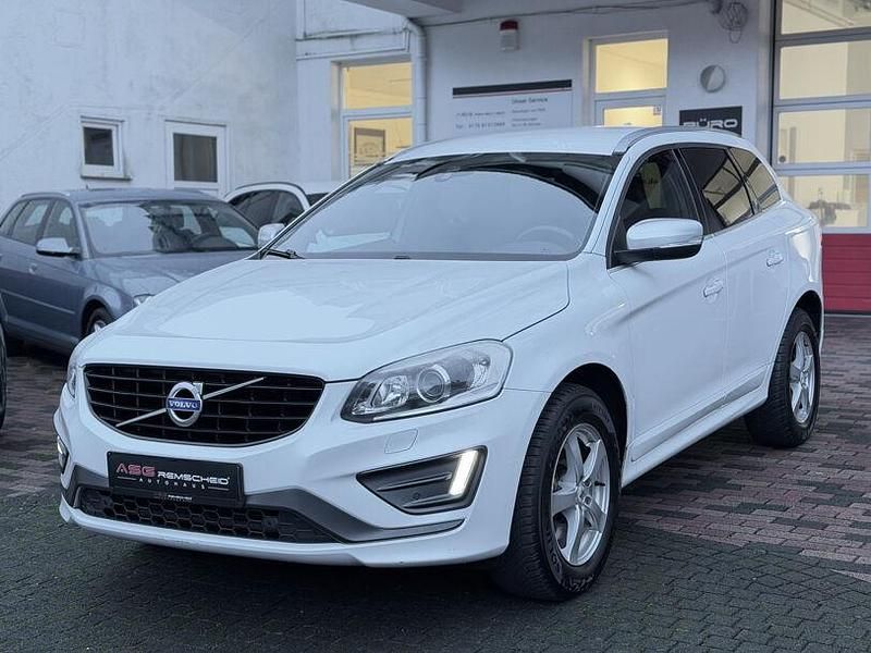 Weiß Gebraucht 2015 Volvo XC60 R-Design SUV | 12.890 € (Guter Preis) - Bild 1/4