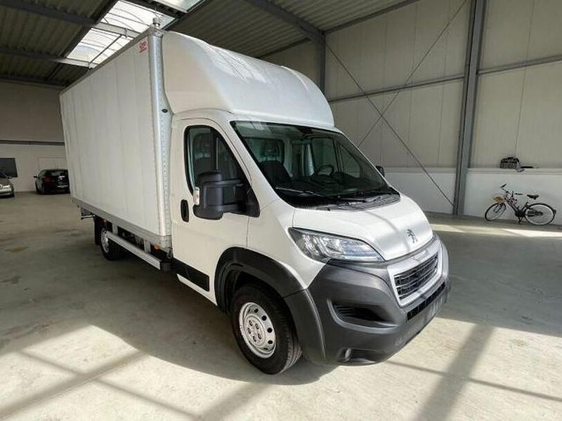 Gebraucht Peugeot Boxer 165 PS (121 kW) 2020 Weiss Van