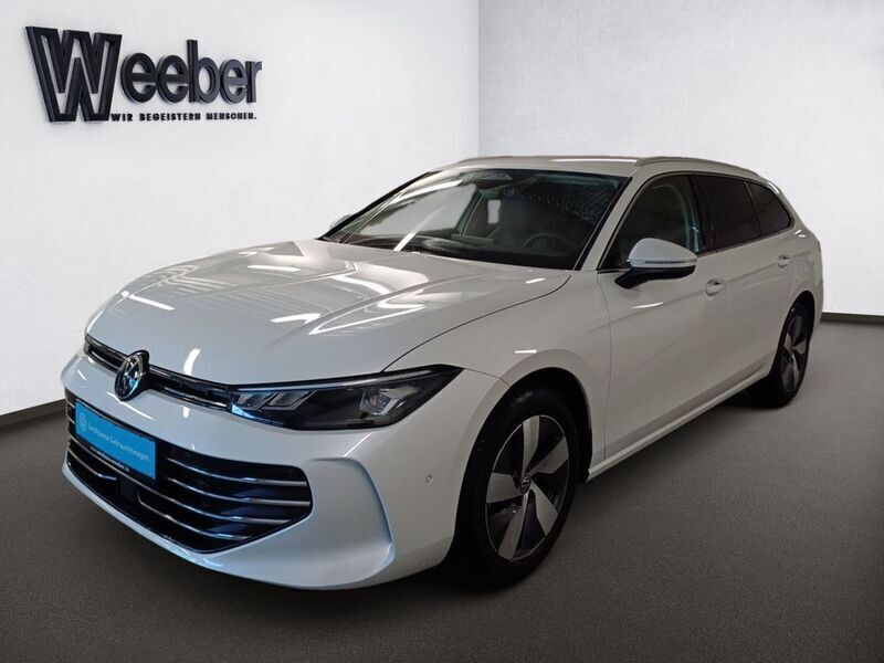 Gebraucht VW Passat Business 150 PS (110 kW) 2024 Oryxweiß perlmutteffekt (metallic) Kombi