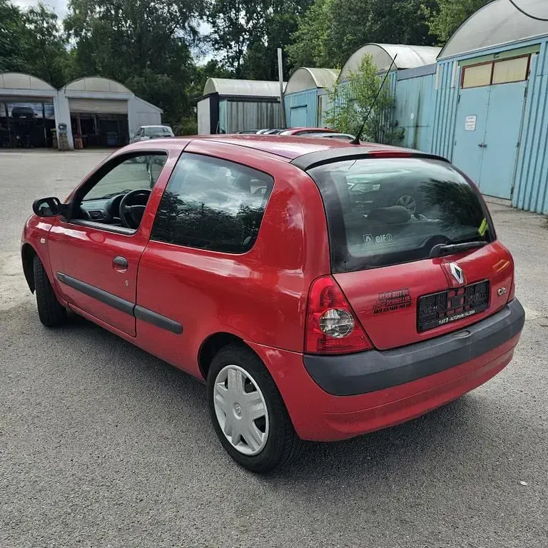 Gebraucht Renault Clio II Campus 58 PS (42 kW) 2005 Rot Limousine
