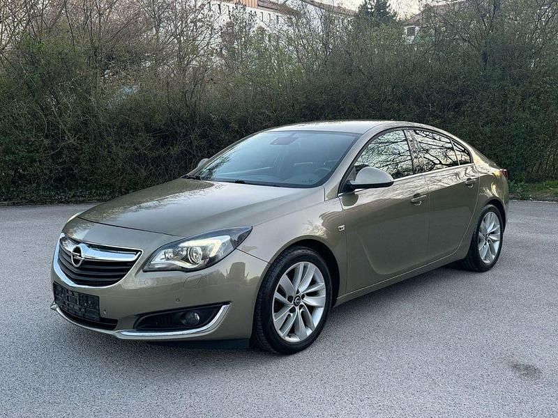 Gold Gebraucht 2015 Opel Insignia Limousine | 9.990 € (Fairer Preis) - Bild 1/4