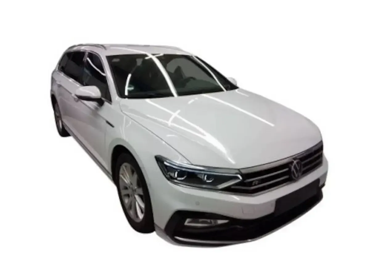Gebraucht VW Passat Elegance 200 PS (147 kW) 2024 Gletscherweiß (metallic) Kombi