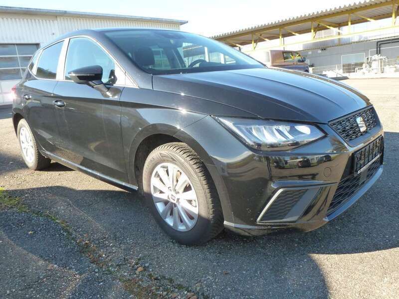 Mitternachtsschwarz Gebraucht 2024 Seat Ibiza Style Kleinwagen | 17.700 € (Guter Preis) - Bild 1/4