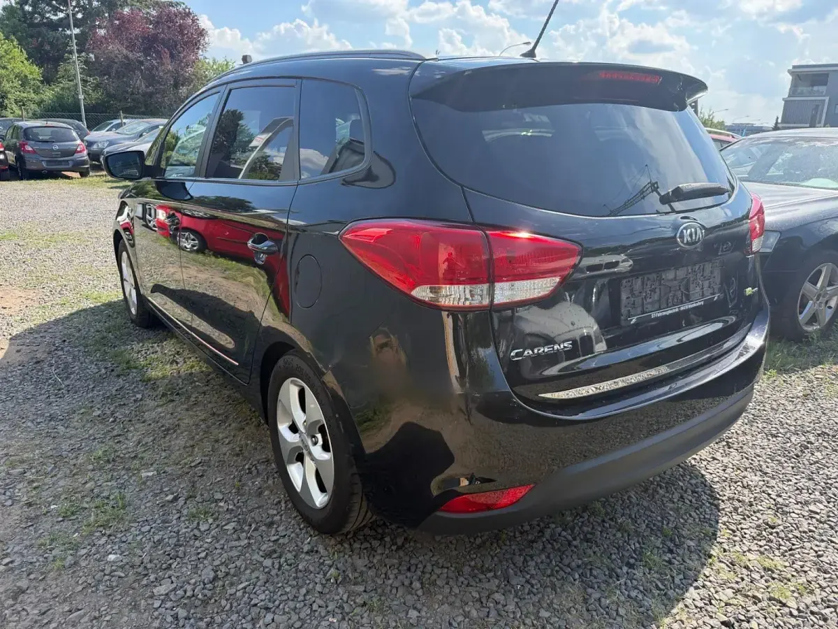 Gebraucht Kia Carens Vision 136 PS (100 kW) 2013 Schwarz Van / Kleinbus