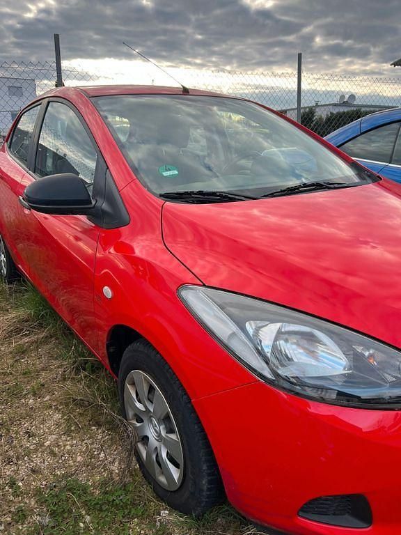 Gebraucht Mazda 2 Impuls 75 PS (55 kW) 2009 Rot Kleinwagen