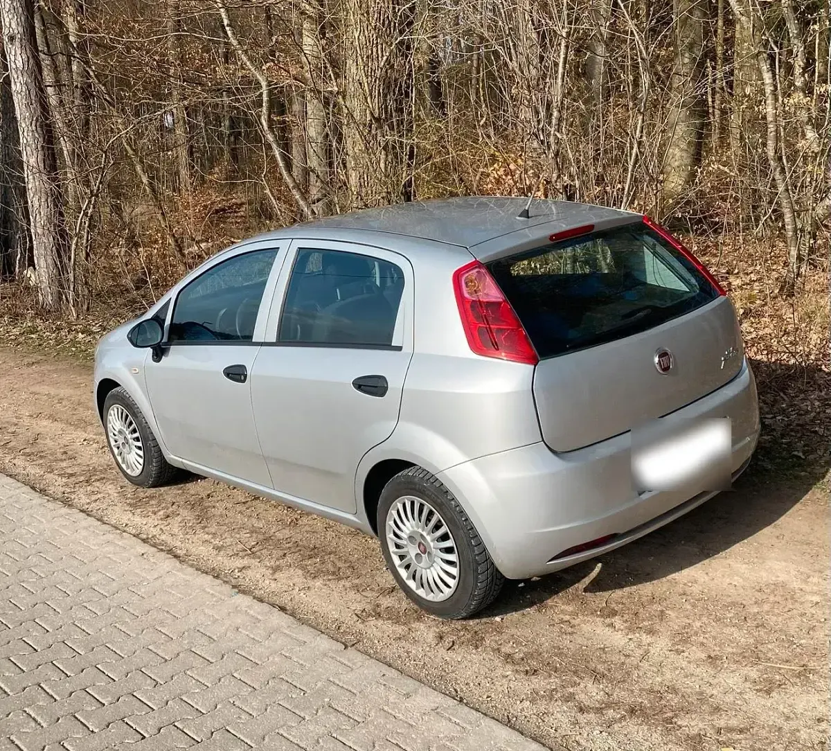 Gebraucht Fiat Punto 69 PS (50 kW) 2013 Grau Kleinwagen