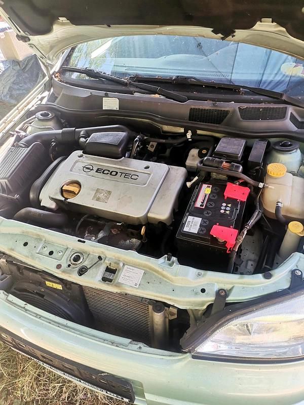 Grün Gebraucht 2003 Opel Astra Coupé | 500 € (Superpreis) - Bild 1/4