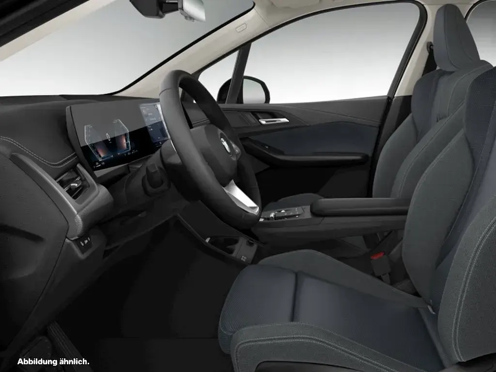 Gebraucht BMW 220 Active Tourer 156 PS (114 kW) 2025 Schwarz Van / Kleinbus