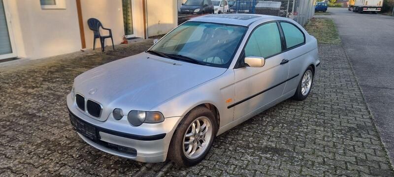 Silber Gebraucht 2002 BMW 320 Limousine | 490 € (Superpreis) - Bild 1/4