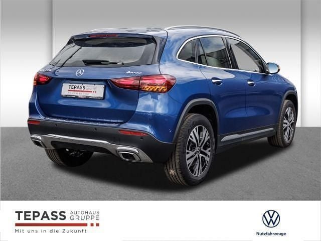 Gebraucht Mercedes GLA220 Advanced Plus 190 PS (139 kW) 2024 Metalliclack (blau SUV