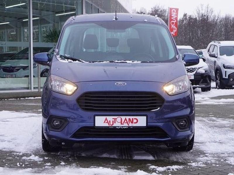 Gebraucht Ford Tourneo Courier 101 PS (74 kW) 2021 Weiß Van / Kleinbus