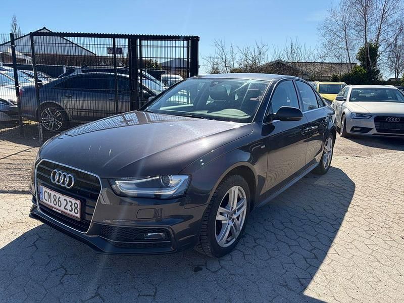Gebraucht Audi A4 S-Line 120 PS (88 kW) 2015 Grau Limousine