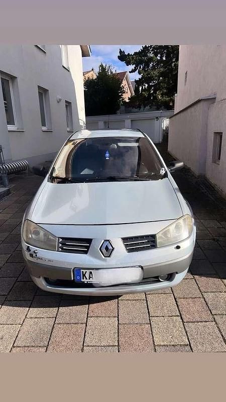 Gebraucht Renault Mégane II 113 PS (83 kW) 2003 Limousine