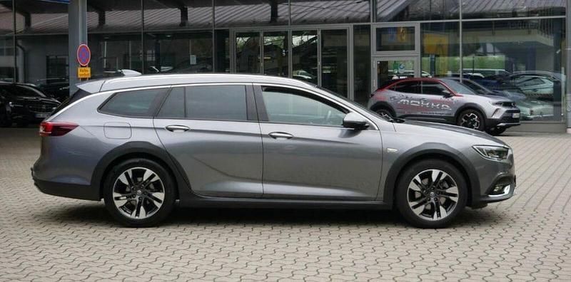 Gebraucht Opel Insignia Exklusiv 165 PS (121 kW) 2018 Grau Kombi
