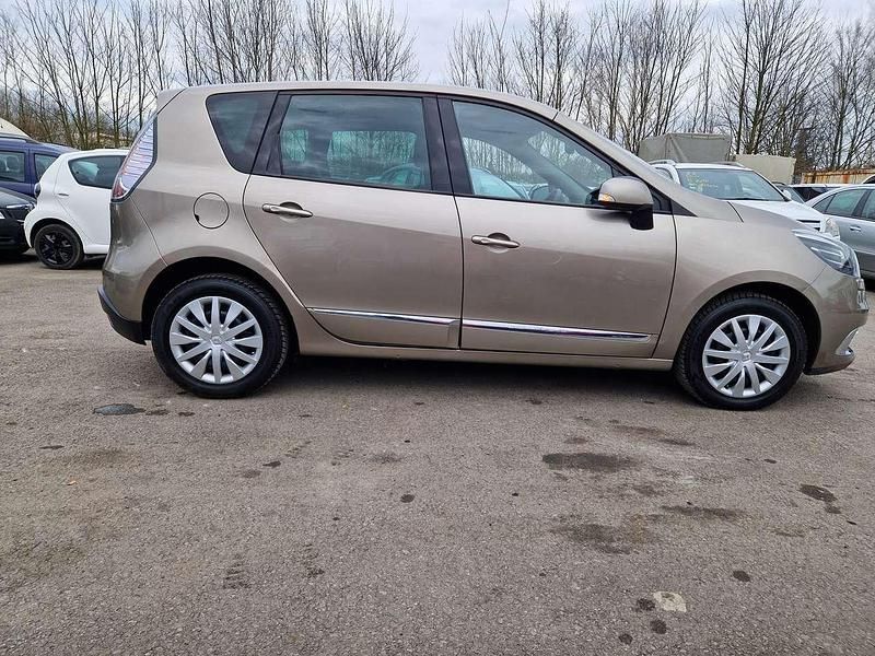 Stone Gebraucht 2012 Renault Scénic III Luxe Van / Kleinbus | 6.800 € (Fairer Preis) - Bild 1/4