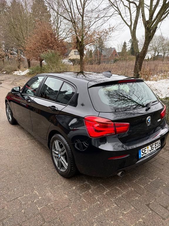 Gebraucht BMW 118 Advantage 136 PS (100 kW) 2017 Schwarz Kleinwagen