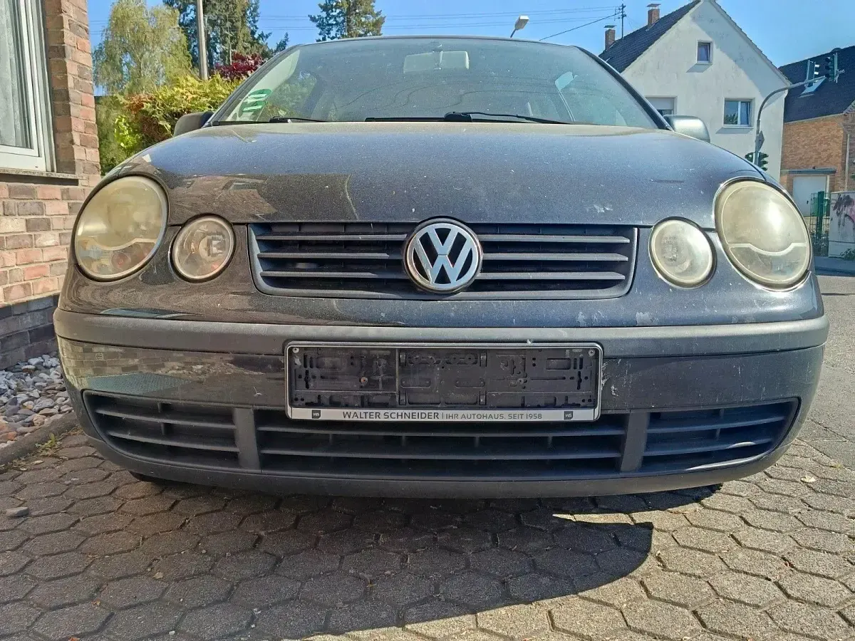 Gebraucht VW Polo 54 PS (39 kW) 2004 Schwarz Kleinwagen