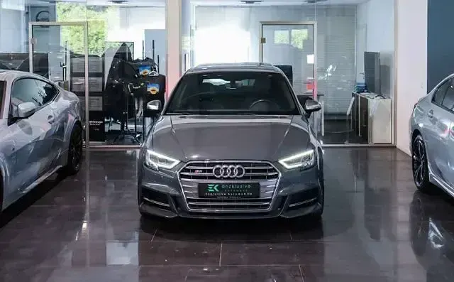 Gebraucht Audi S3 Comfort 310 PS (228 kW) 2017 Grau Limousine