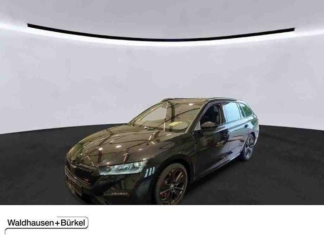 Schwarzmagic perleffekt Gebraucht 2024 Skoda Octavia RS Kombi | 38.500 € (Fairer Preis) - Bild 1/4