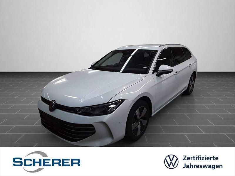 Oryxweiß perlmutteffekt Gebraucht 2024 VW Passat Business Kombi | 31.600 € (Guter Preis) - Bild 1/4