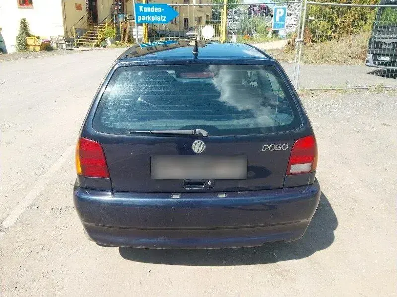 Gebraucht VW Polo 60 PS (44 kW) 1998 Schwarz Kleinwagen