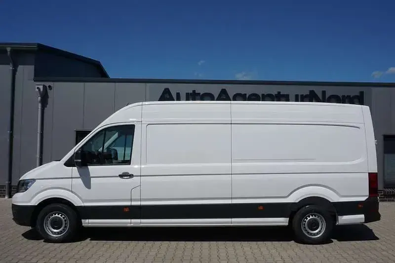 Gebraucht VW Crafter 177 PS (130 kW) 2023 Candyweiã Van