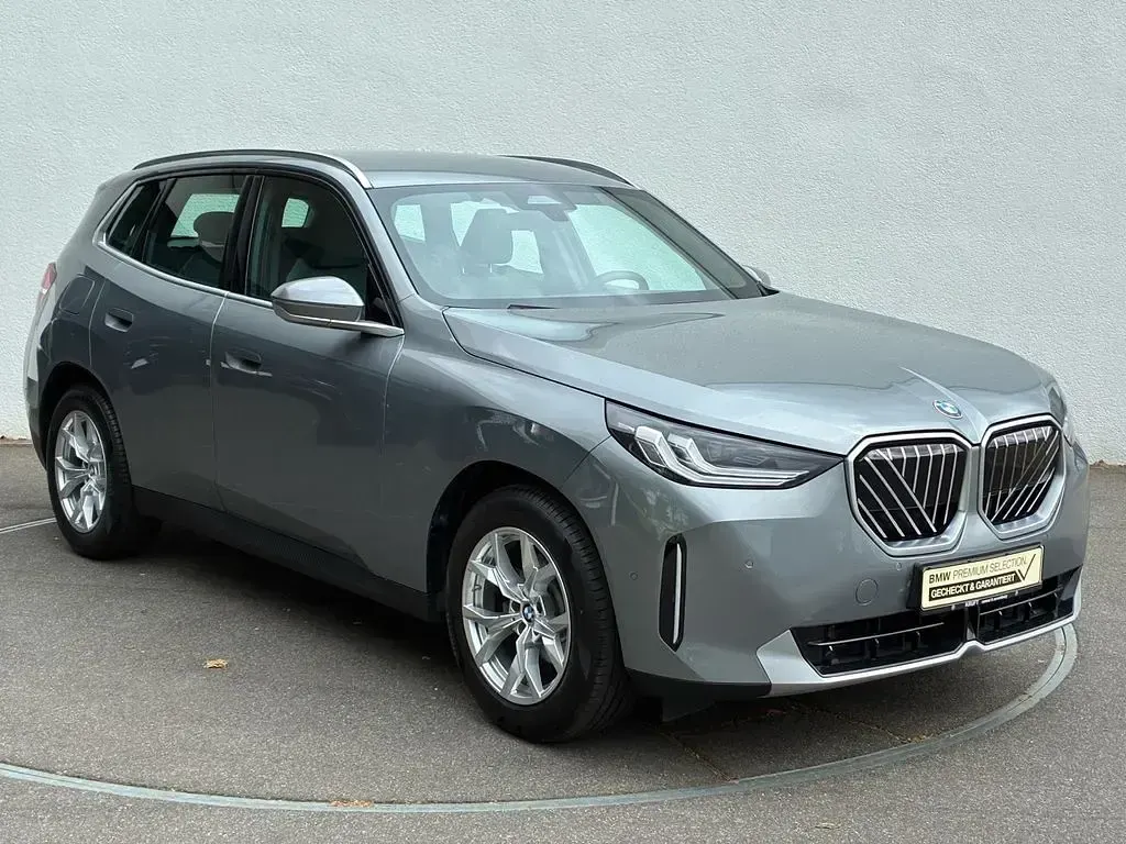 Gebraucht BMW X3 Sport Line 197 PS (144 kW) 2025 Grau SUV