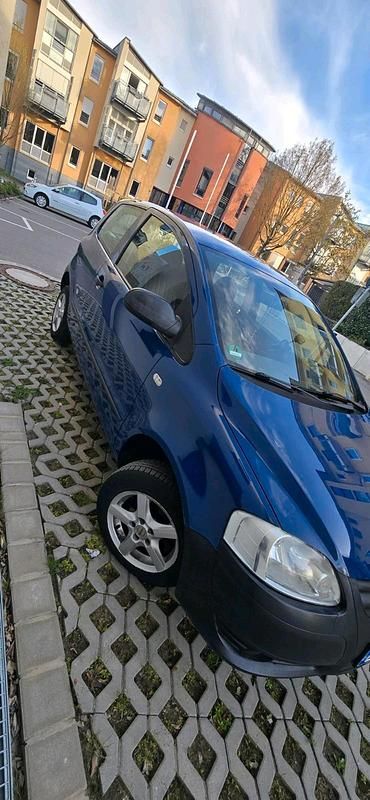 Usata VW Fox 55 CV (40 kW) 2006 Blu Utilitaria