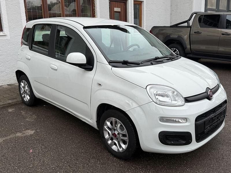 Gebraucht Fiat Panda Lounge 69 PS (50 kW) 2018 Weiß Kleinwagen