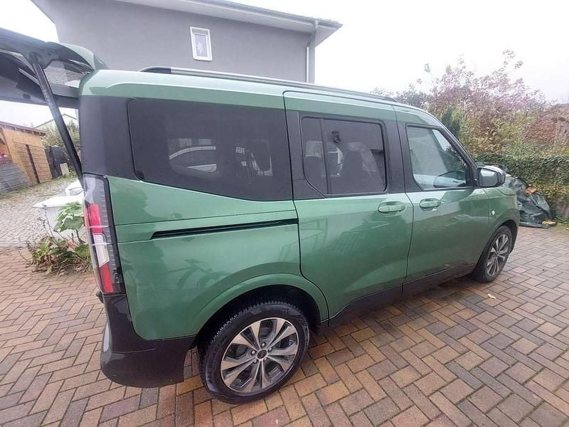 Gebraucht 2024 Ford Tourneo Courier Trend Van / Kleinbus | 23.000 € (Superpreis) - Bild 1/4