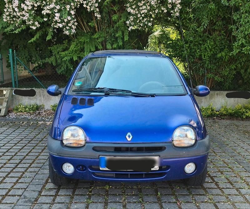 Blau Gebraucht 2000 Renault Twingo Kleinwagen | 800 € (Fairer Preis) - Bild 1/4