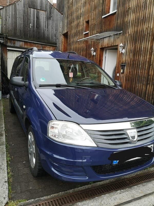 Blau Gebraucht 2009 Dacia Logan Limousine | 1.850 € (Guter Preis) - Bild 1/4