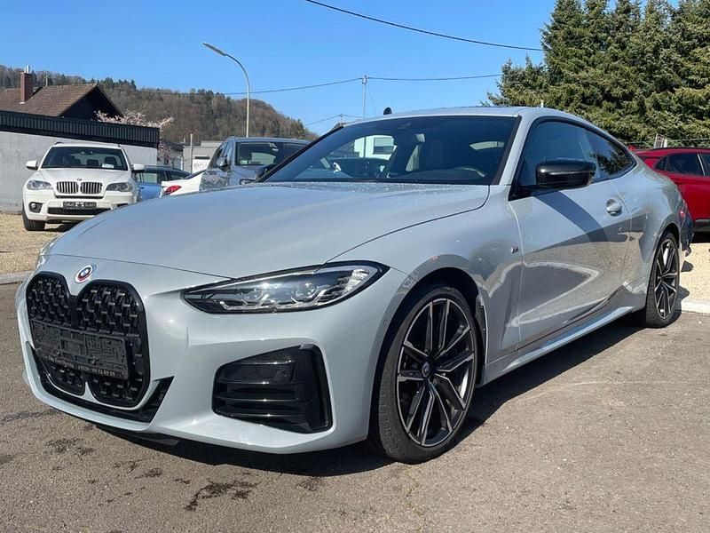 Grau Gebraucht 2022 BMW M440 M Sport Limousine | 56.900 € (Etwas zu teuer) - Bild 1/4