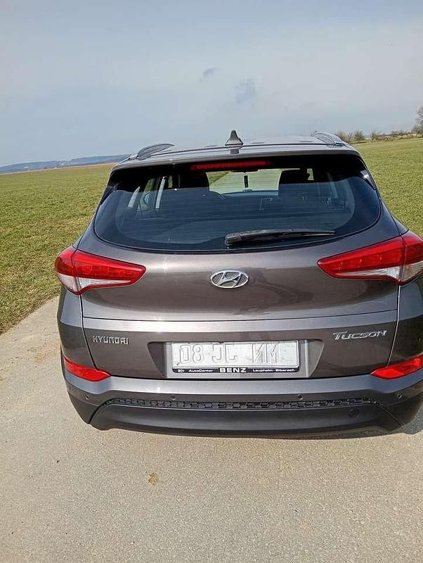 Gebraucht Hyundai Tucson Trend 141 PS (103 kW) 2016 SUV