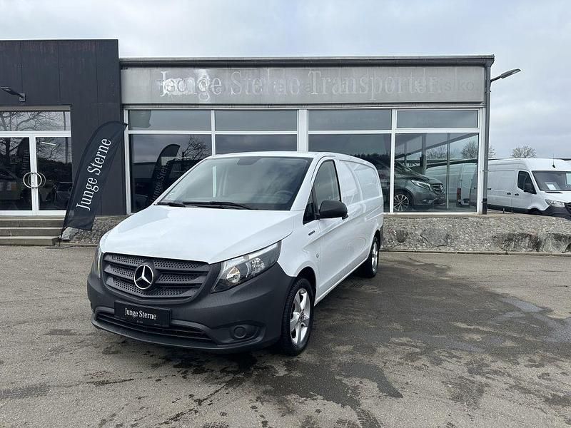 Gebraucht Mercedes e-Vito 85 kW (116 PS) 2021 Weiß Van / Kleinbus