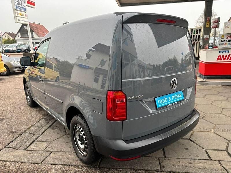 Second-hand VW Caddy 75 CP (55 kW) 2019 Gri Monovolum
