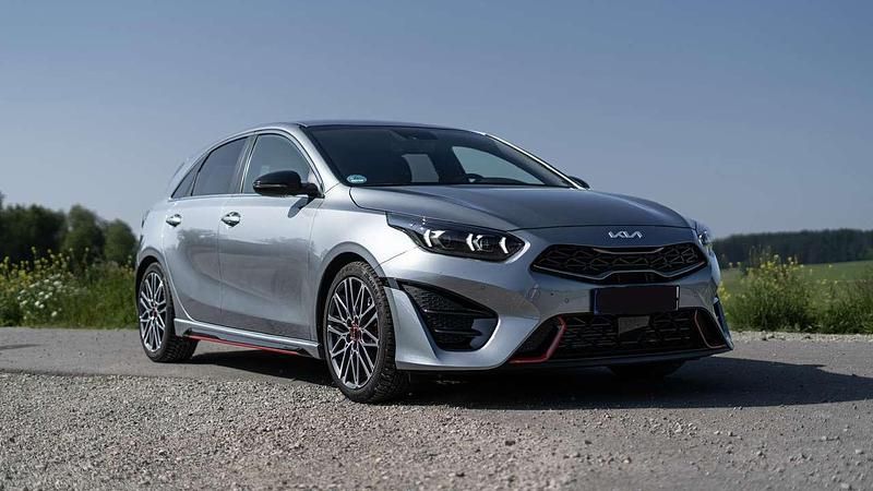 Gebraucht Kia Ceed GT GT 204 PS (150 kW) 2024 Grau Kleinwagen