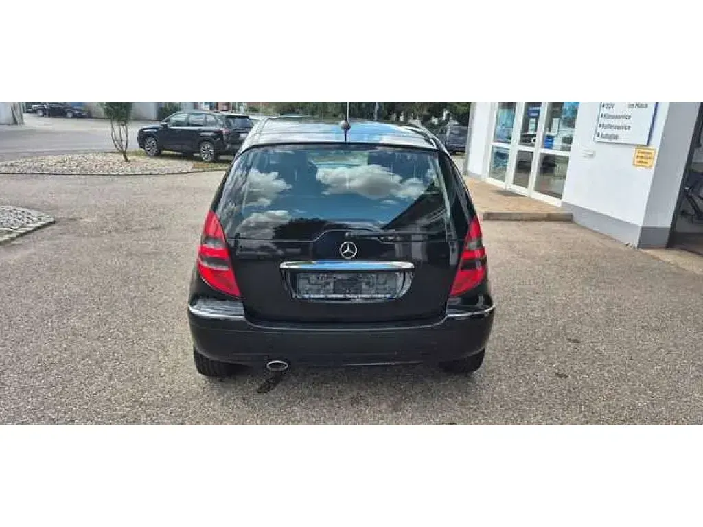Gebraucht Mercedes A160 Avantgarde 82 PS (60 kW) 2008 Kosmosschwarz  metalliclack (metallic) Kleinwagen